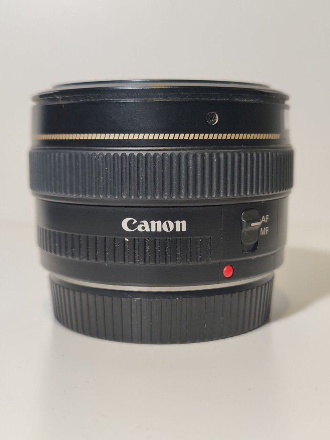 Canon EF 50mm f14 USM