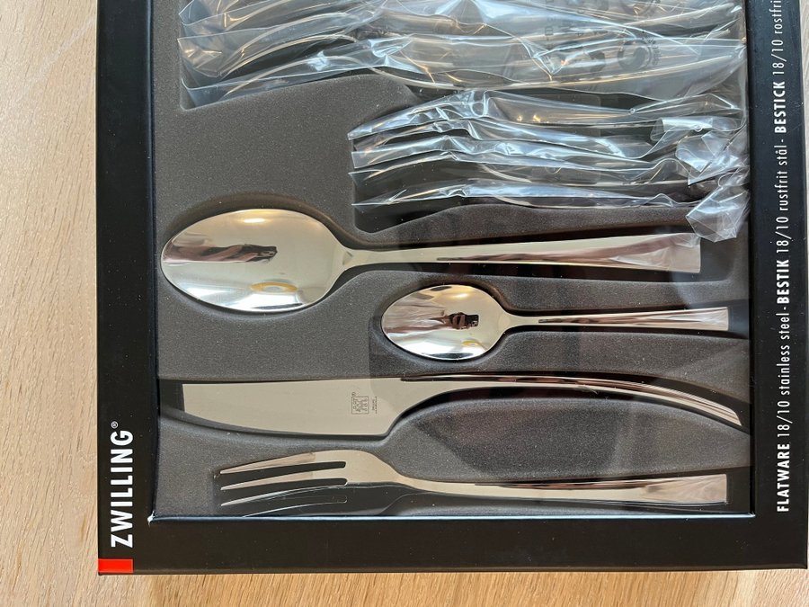 Zwilling bestick, Bellasera 24 delar