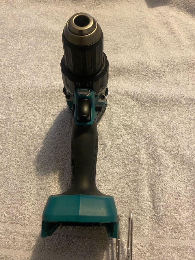 Makita DDF484