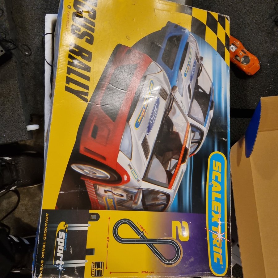 Scalextric Ford Focus Rally Banepack