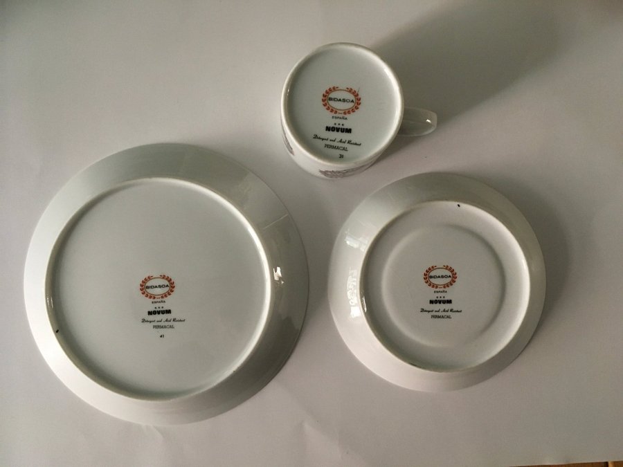 8 set, kopp, kaffefat, fat. Bidasoa porslin från Spanien