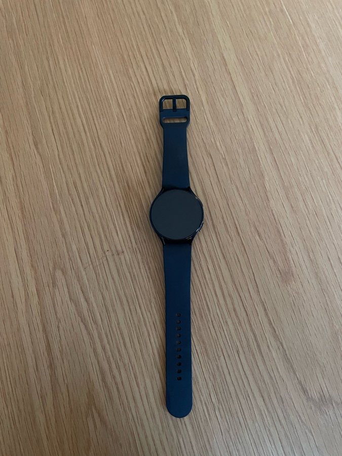 Samsung Galaxy Watch 6 GPS+cellular 45mm Svart