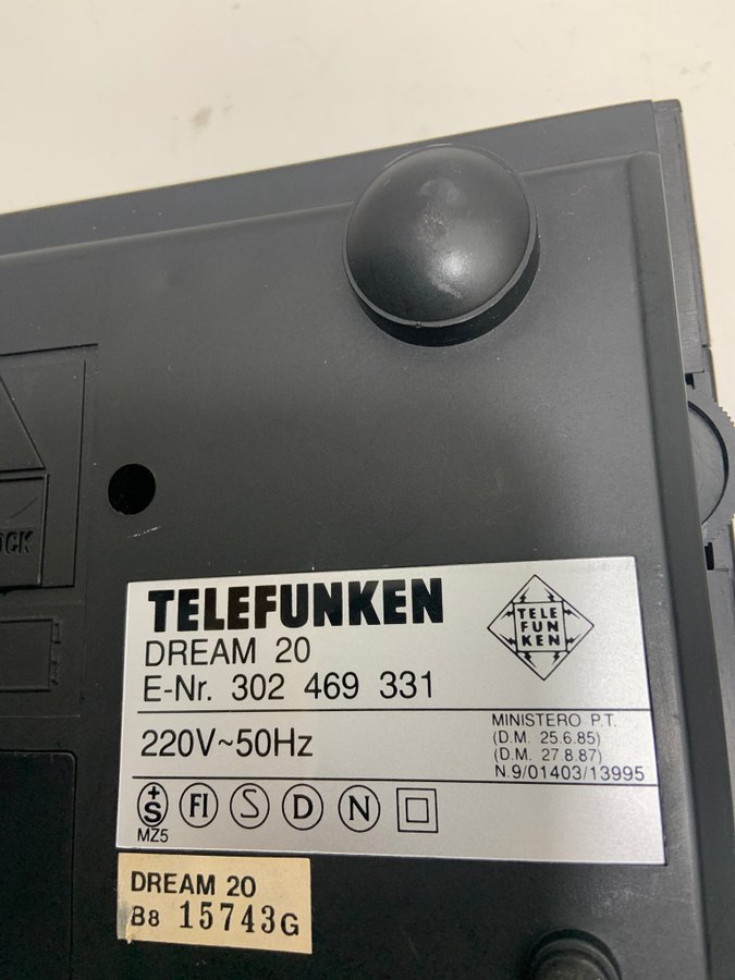 #201# Radiowecker Telefunken