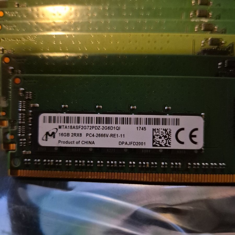 64GB , 4x 16GB DDR4 2666MHz PC4-2666V ECC 2/2