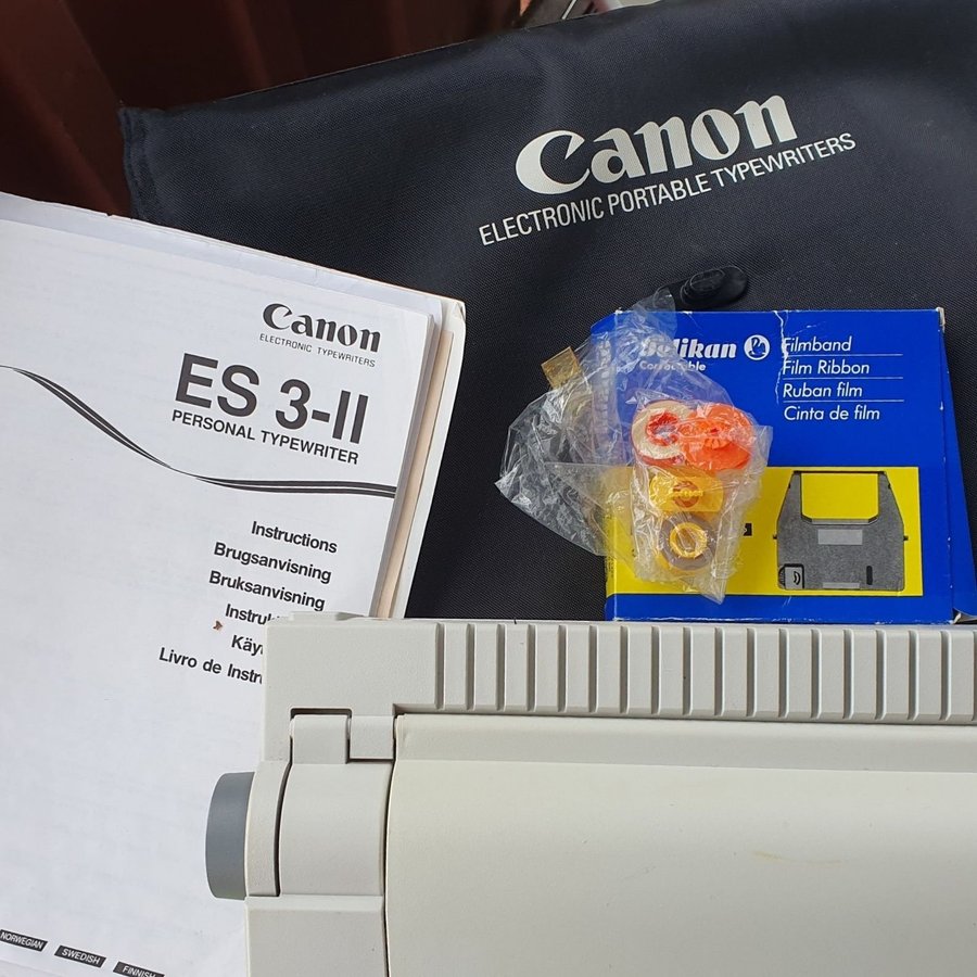 Canon ES 3-II skrivmaskin