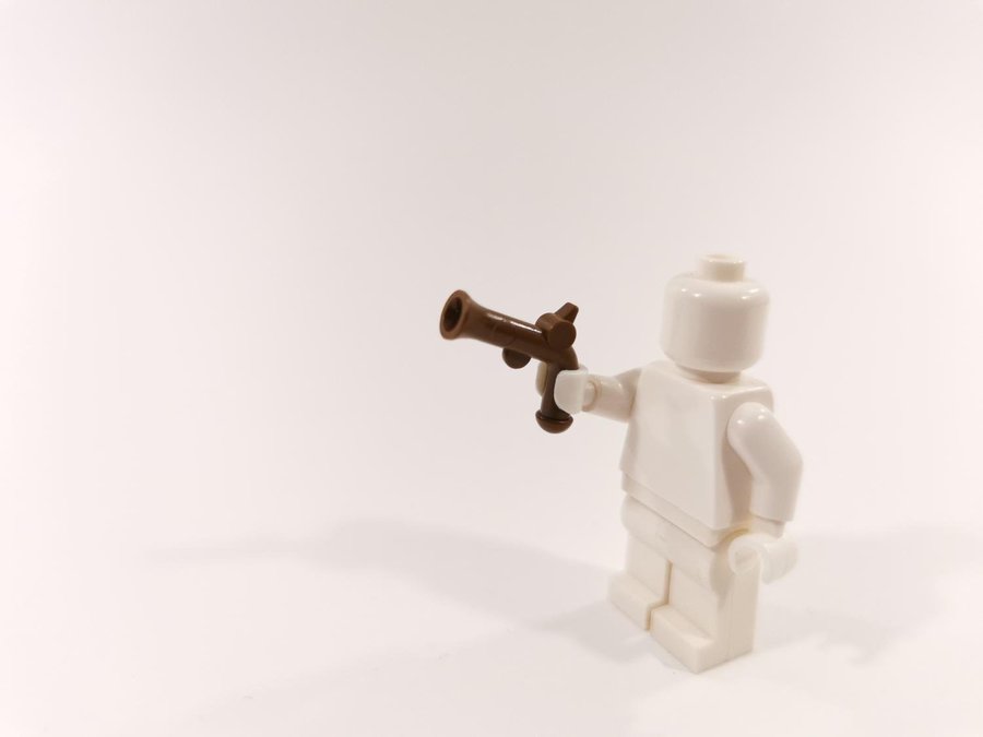 Lego - tillbehör - vapen - pistol - flintlock - part 2562 - brun (old brown)