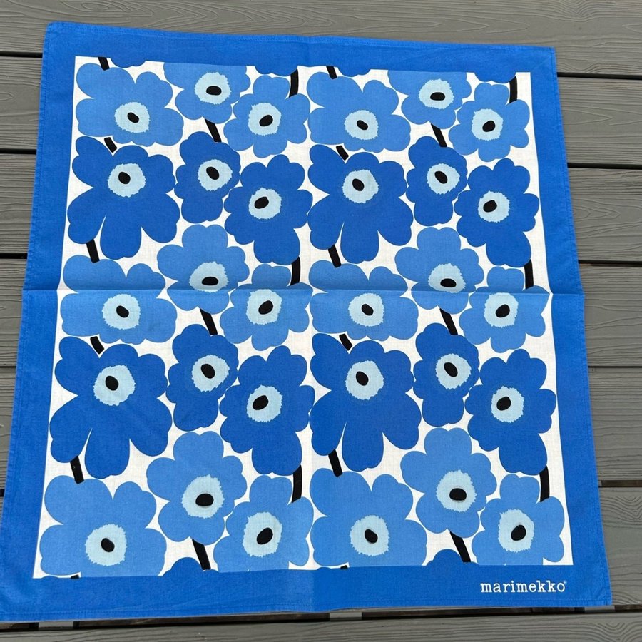 MARIMEKKO Unikko Soft cotton Self Scarf