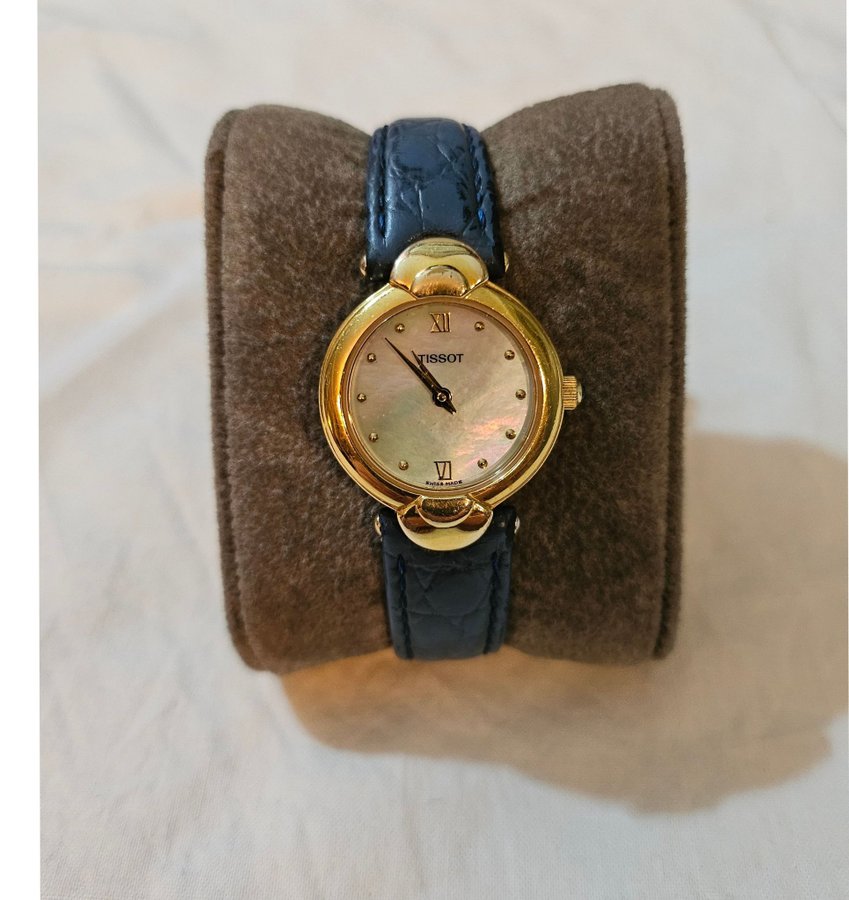 VINTAGE DAMARMBANDSUR FRÅN TISSOT