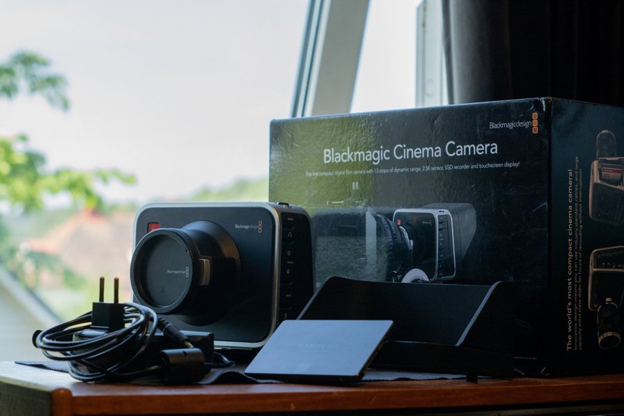 Blackmagic Cinema Camera 2.5k EF - Superfint skick!