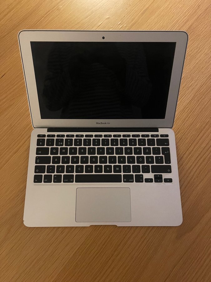 MacBook Air, 11 inch, early 2014