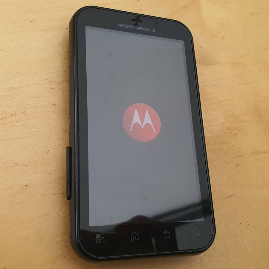 Motorola Defy