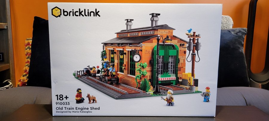 LEGO BrickLink BDP-S1 "910033 - Gammalt Lokstall" (NY  OÖPPNAD)