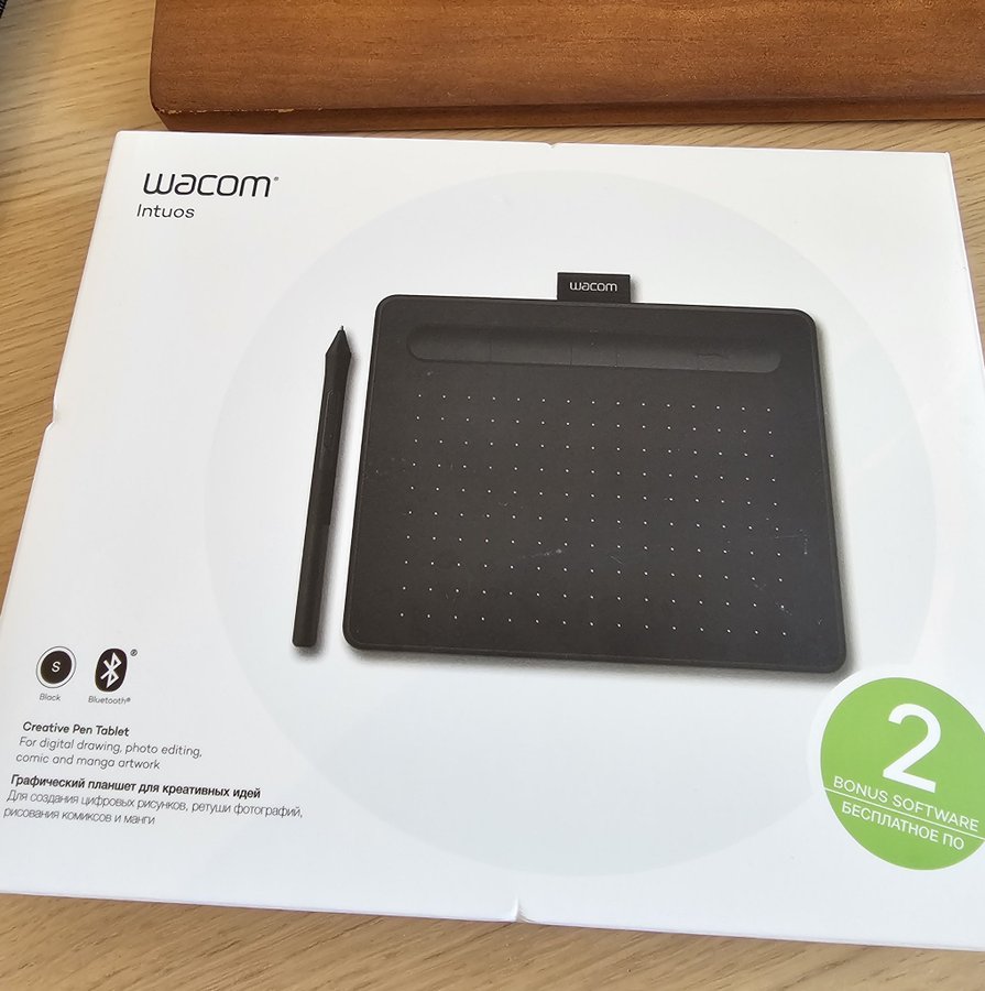 Wacom Intuos Small BT Svart