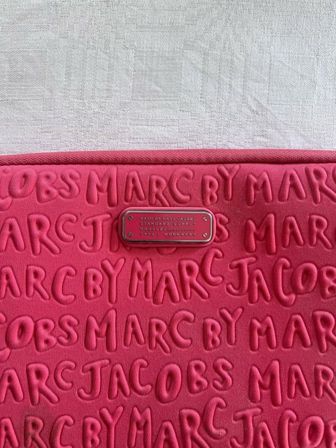 Marc by Marc Jacobs iPadfodral