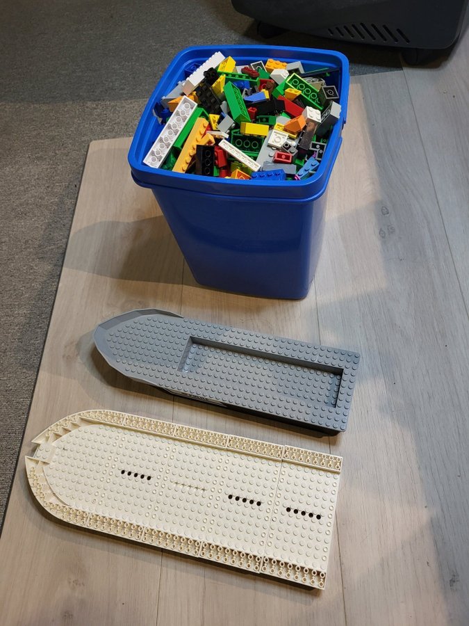 Lego båt delar