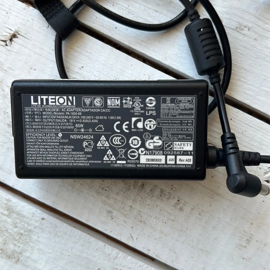 Liteon 65W Laptop Adapter