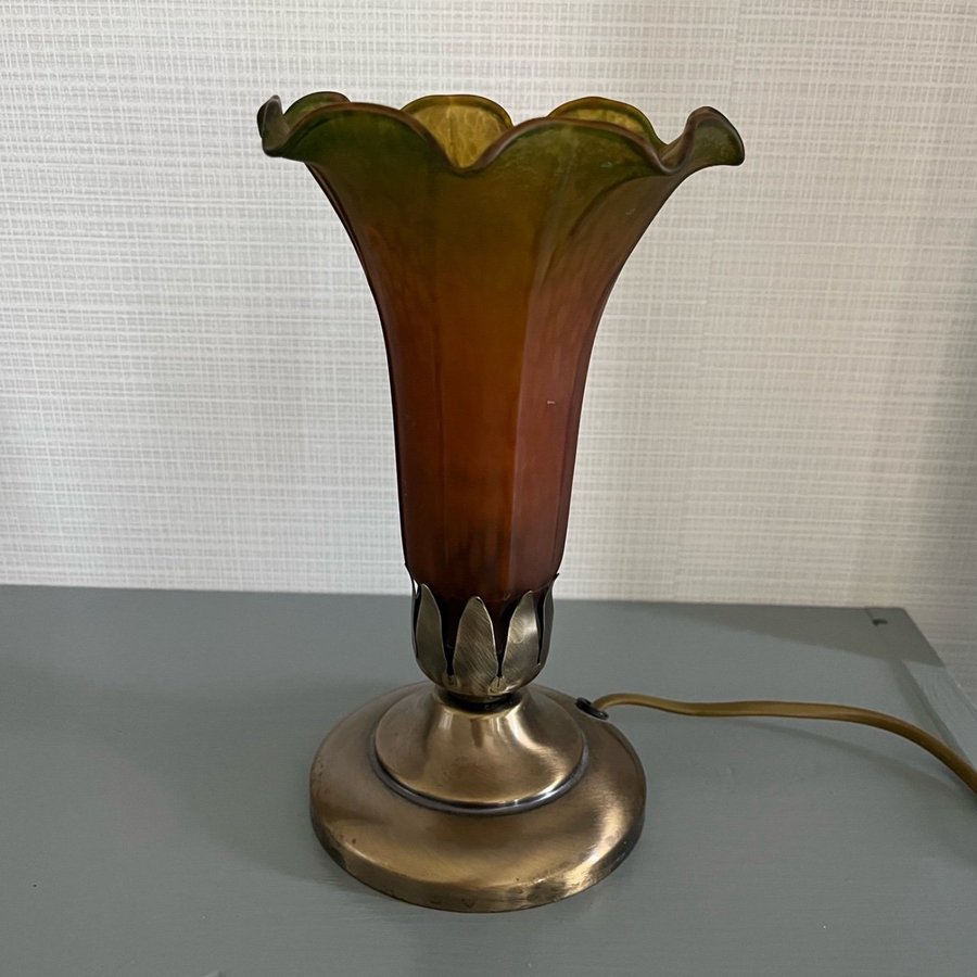 Art deco liljelampa bordslampa lilja art nouveau jugend retro vintage 1900-tal