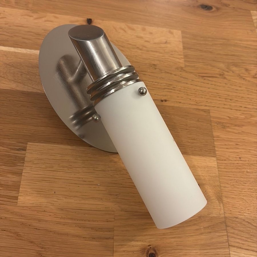 Vägglampa LampGustaf AB