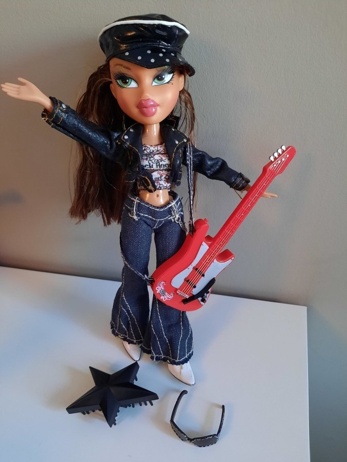 Bratz Rock Angels med tillbehör 2001