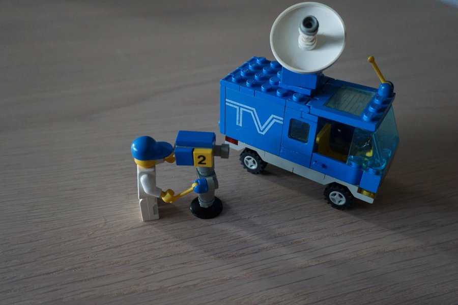 Lego Town 6661 Mobile TV Studio