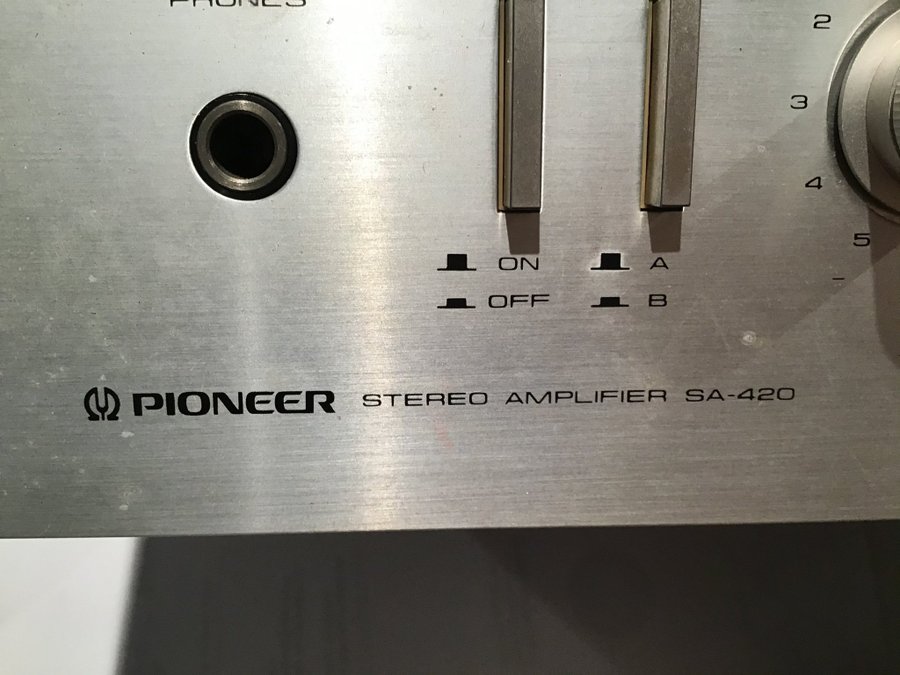 Pioneer SA-420 Stereo Amplifier