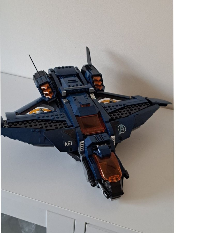 LEGO Marvel Avengers Quinjet 76126