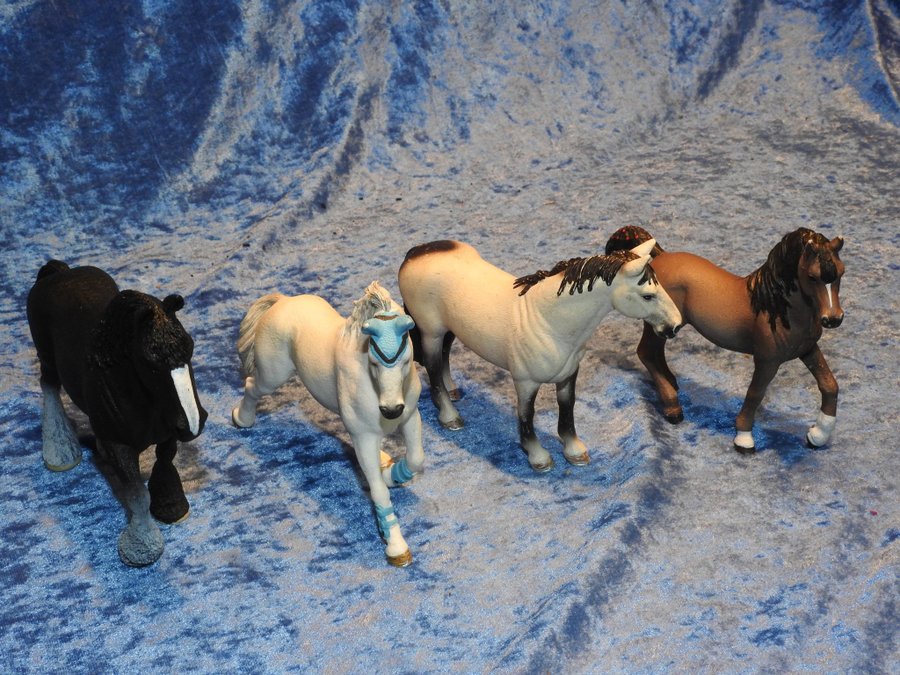 Schleich hästar 4 st