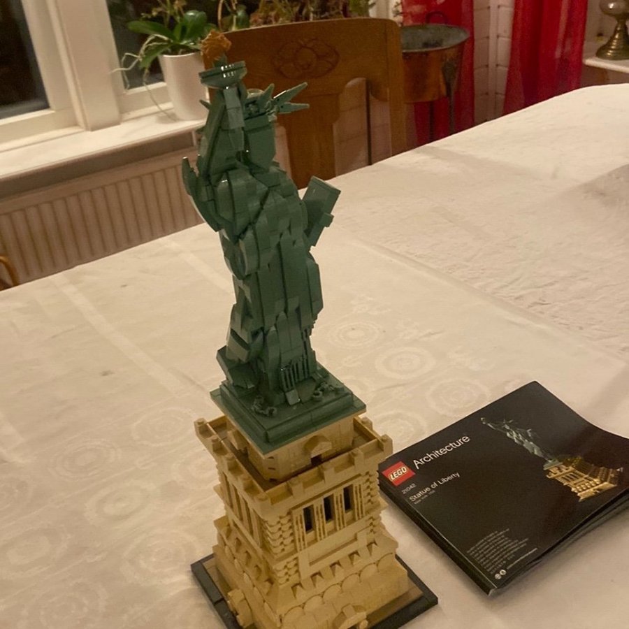 LEGO Architecture - Frihetsgudinnan 21042