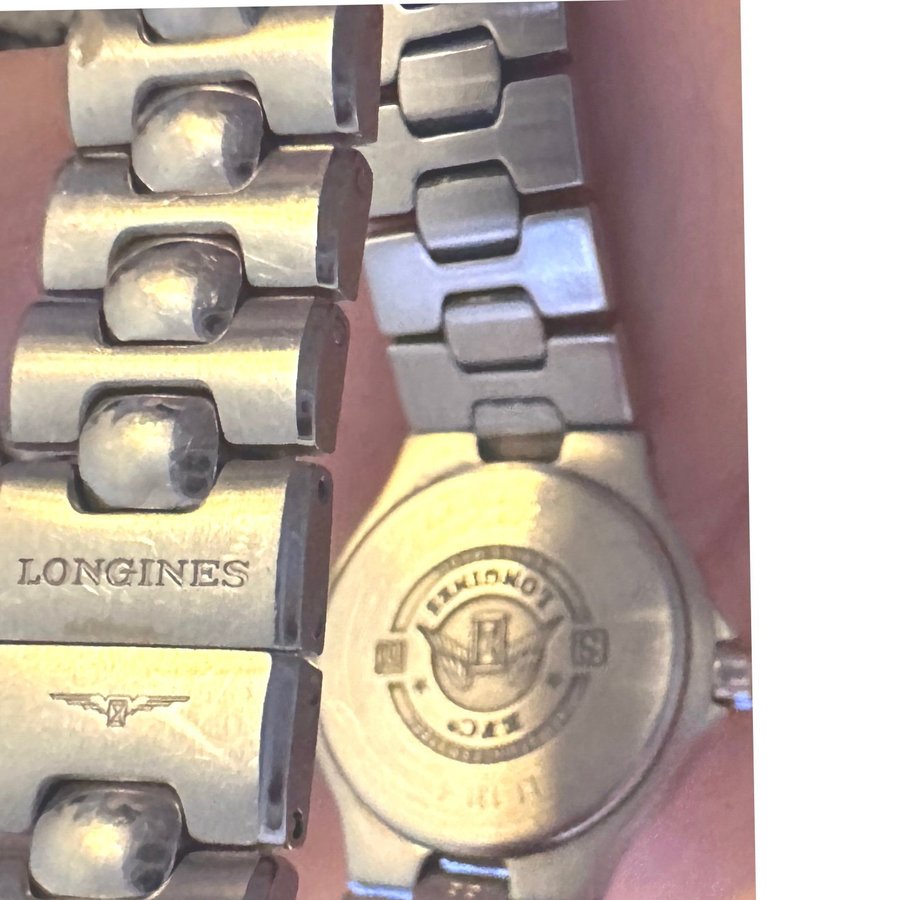 Longines Conquest Kvarts Damklocka