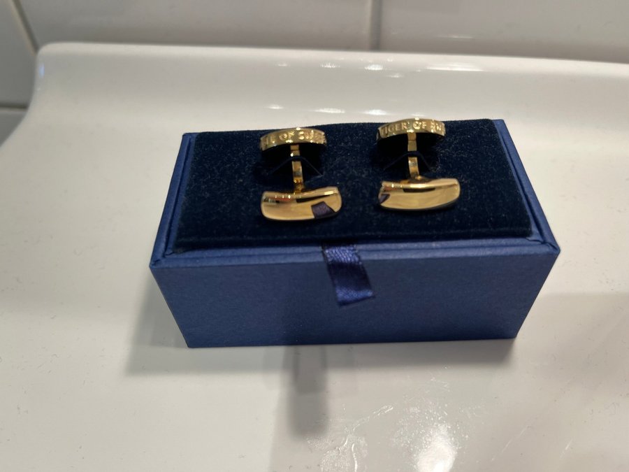 Tiger of Sweden manschettknappar Kolletli cufflink guld metall kostym kavaj