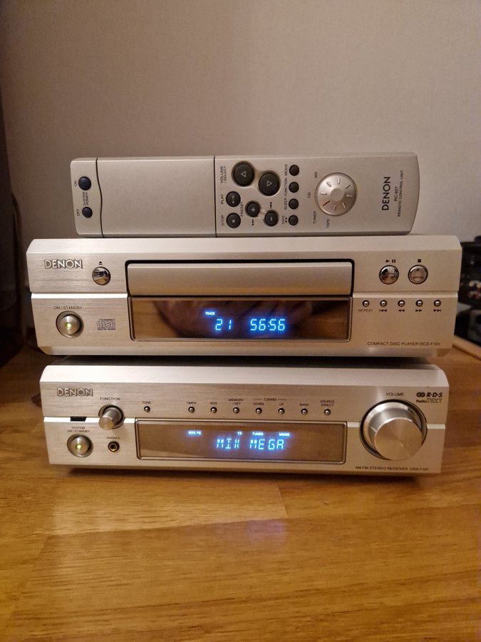 Denon DCD-F101 CD-spelare och DRA-F101 Receiver