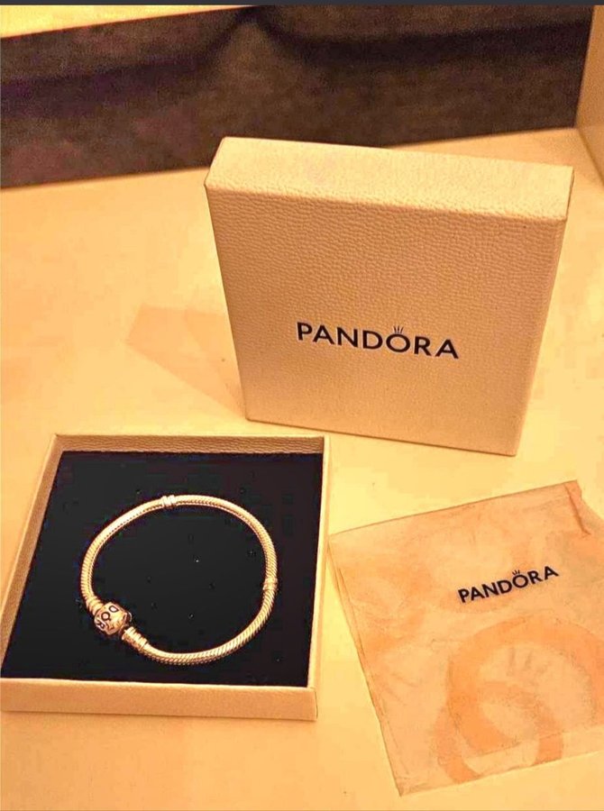 Pandora - Silver armband.