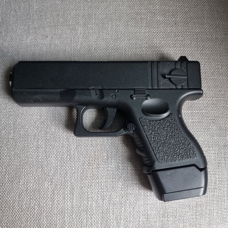 Glock pistol