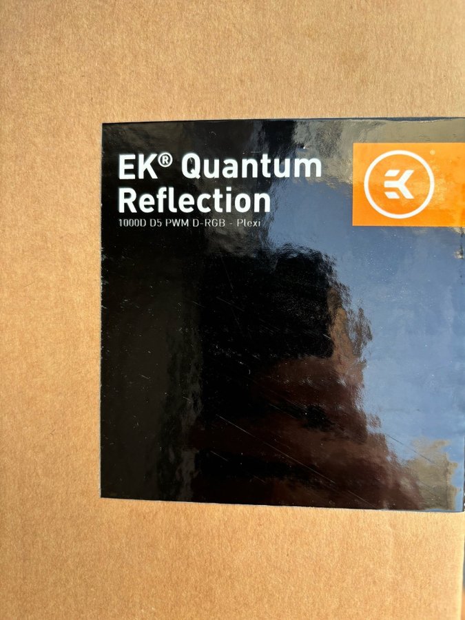 EK Quantum Reflection 1000D D5 PWM D-RGB Plexi