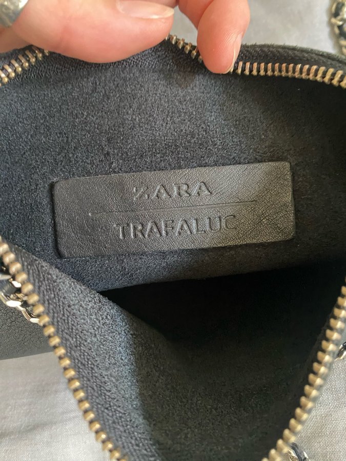 Zara läderväska clutch