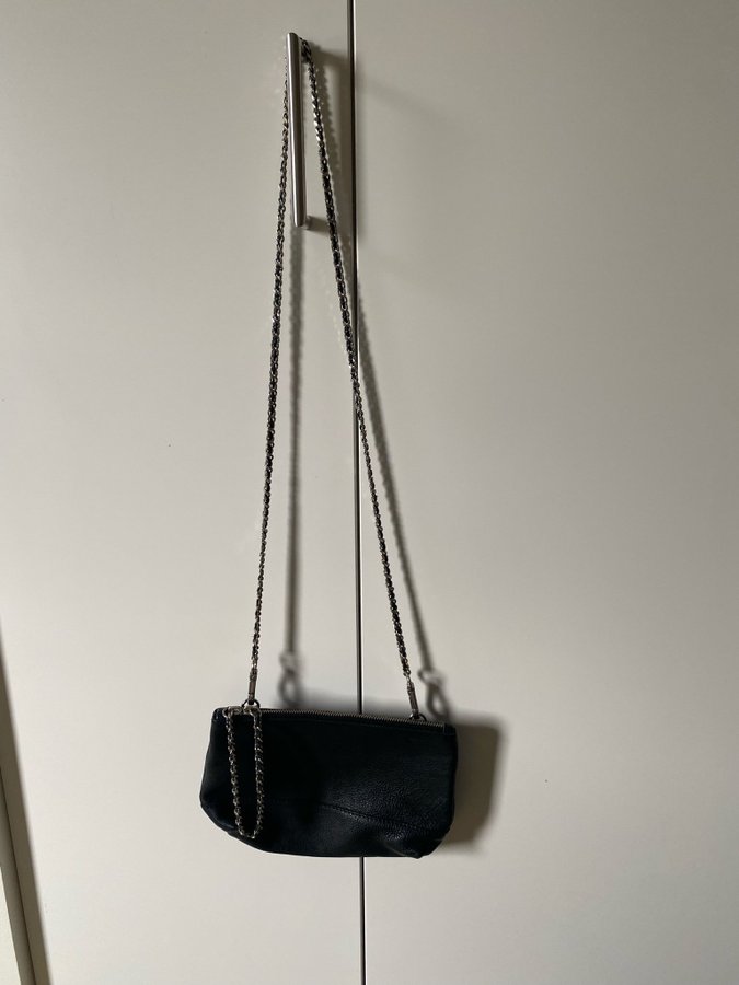 Zara läderväska clutch