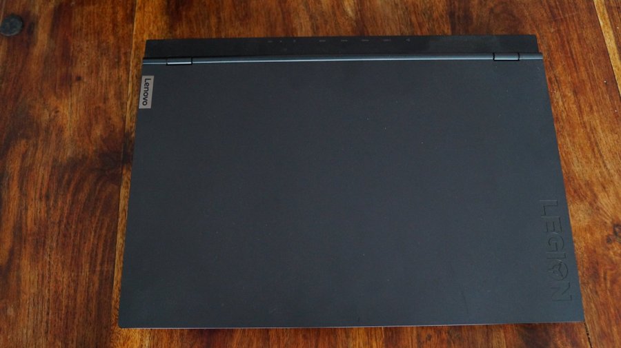 Lenovo Legion 5 15IMH05H