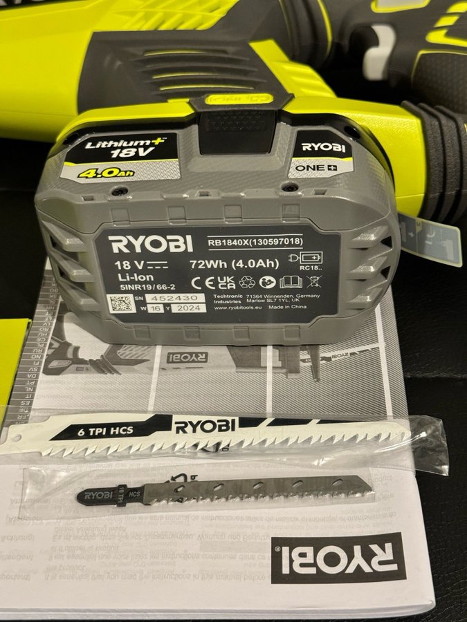 RYOBI Tigersåg med RYOBI Batteri 4.0Ah