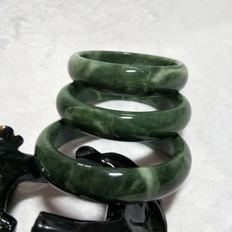 Women's natural jade bracelet bangle