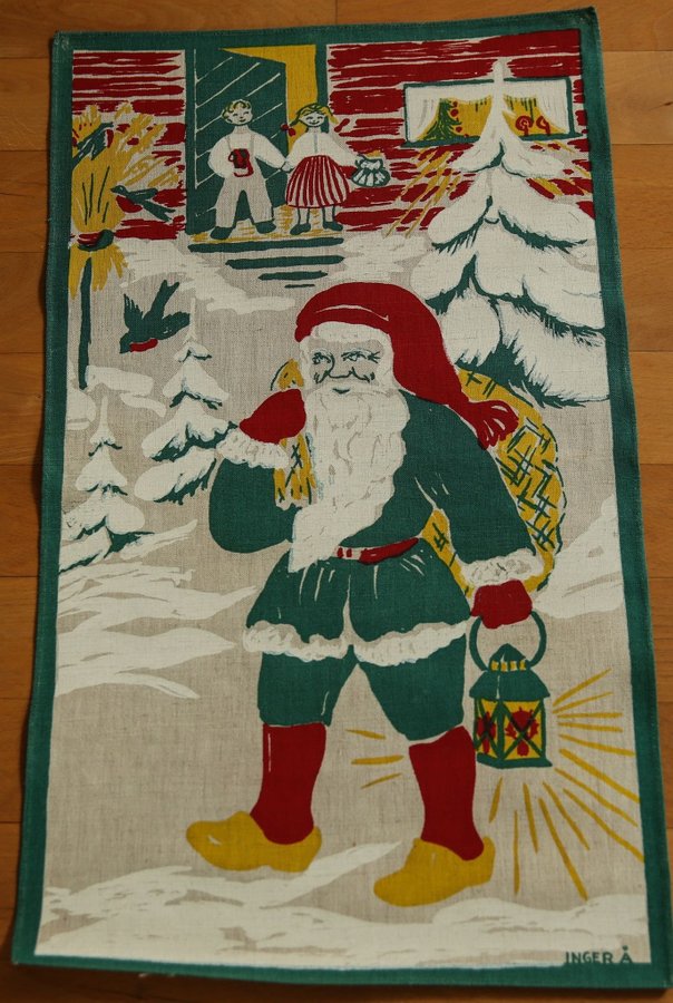 En tryckt bonad, vepa eller duk med julmotiv design Inger Åberg