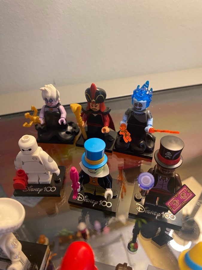 9 stycken LEGO Minifigurer Disney