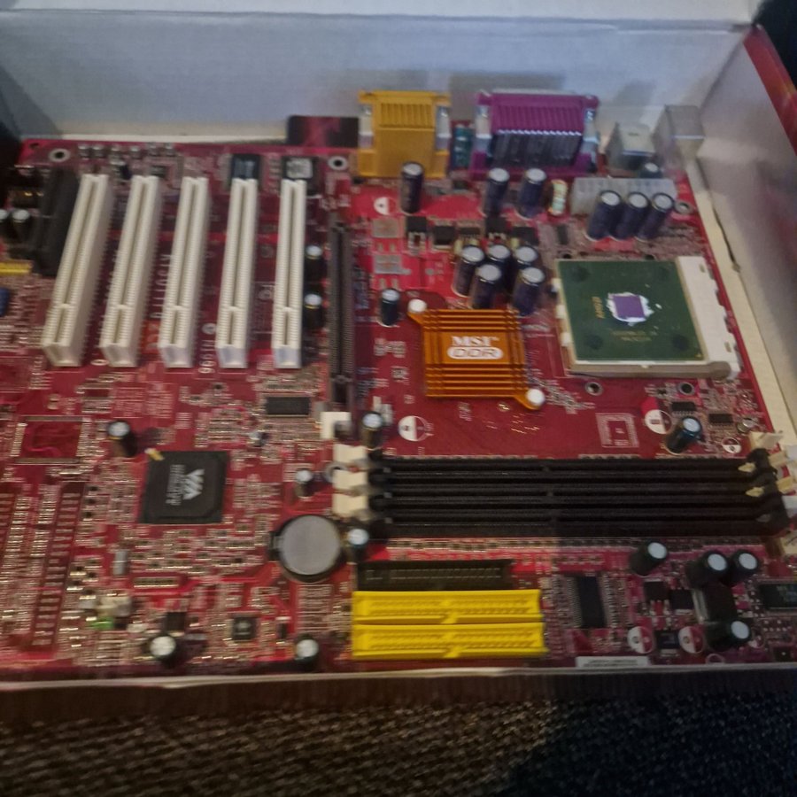 MSI KT3 Ultra2 Moderkort