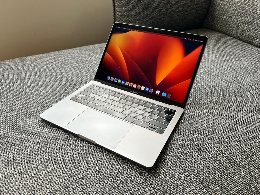 Apple MacBook Pro 13-tum 2017 TBT3 Retina A1708 rymdgrå