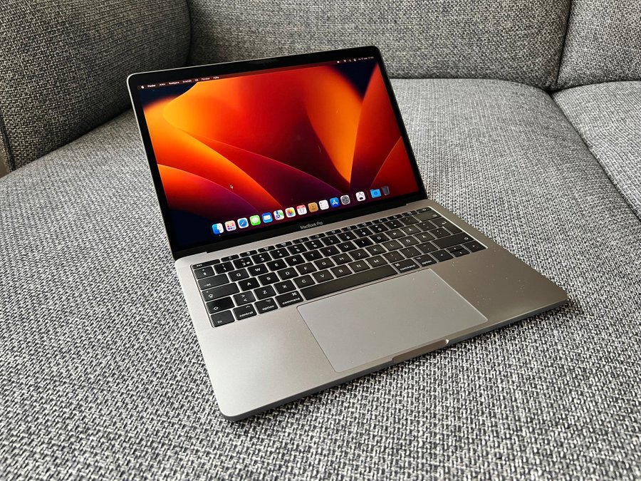 Apple MacBook Pro 13-tum 2017 TBT3 Retina A1708 rymdgrå