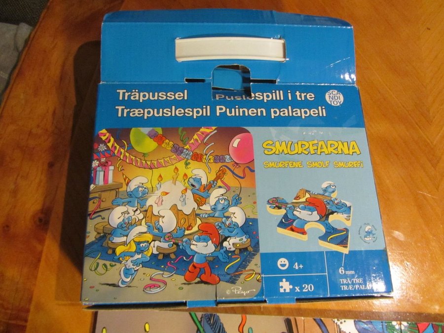 20 Bitar Pussel SMURFARNA Seriefigur +4 År Träpussel Trä Puzzle Födelsedag