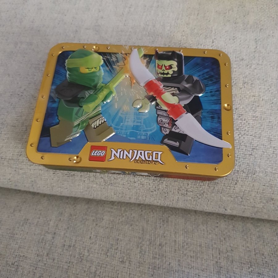 Lego Ninjago plåtask