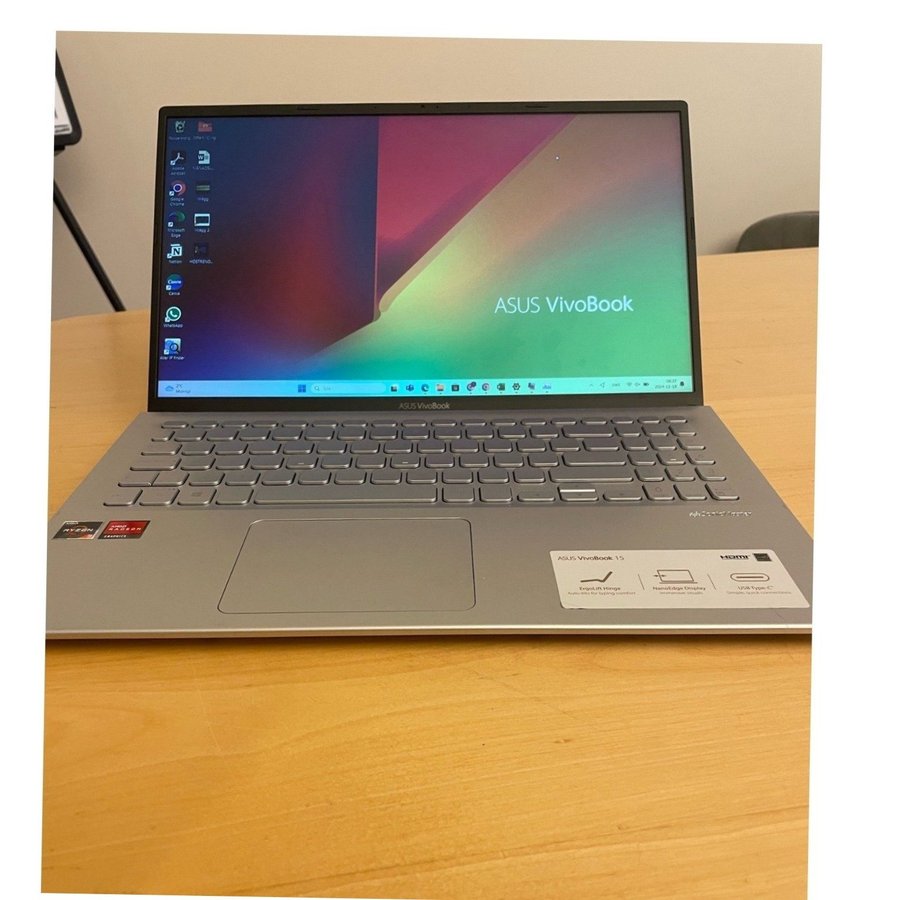 ASUS VivoBook 15 Ryzen 3