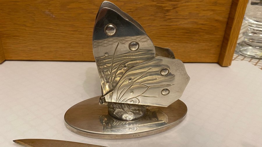 ART DECO FJÄRIL NYSILVER KNIVSTÄLL MED FRUKTKNIVAR