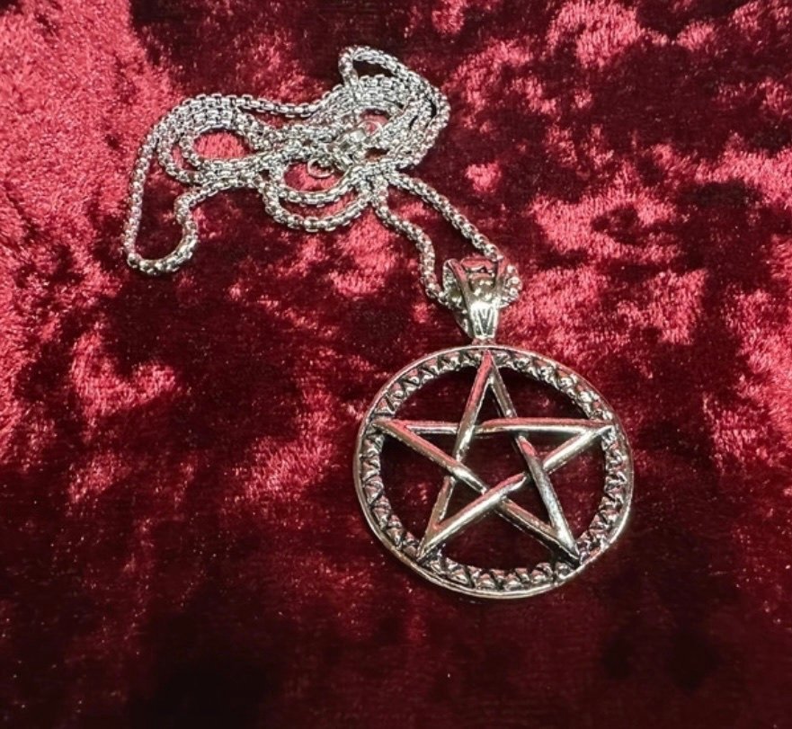 Nytt halsband Pentagram Satanic Ockult Wicca Metal Goth Rock Punk Alternativ