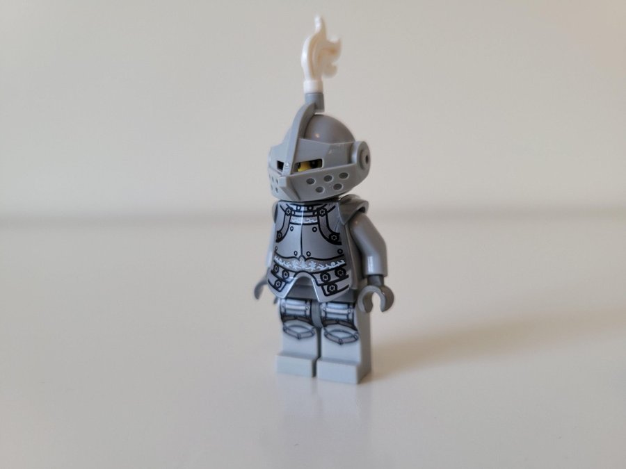 Lego - Heroic Knight, Series 9 - col132 - Minifigur